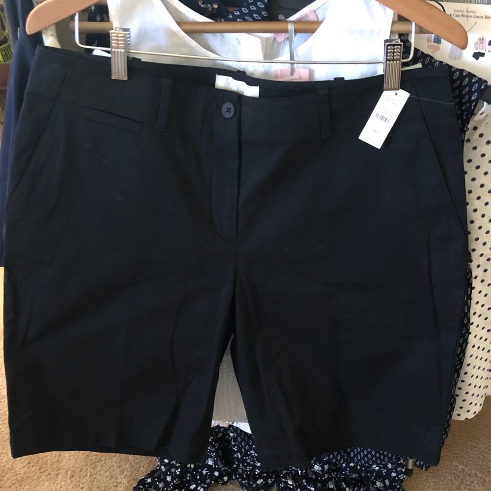 Talbots Women's Black Bermuda Shorts